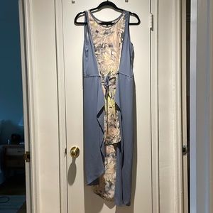 BCBGMaxazria - Unique asymmetrical lightweight dress